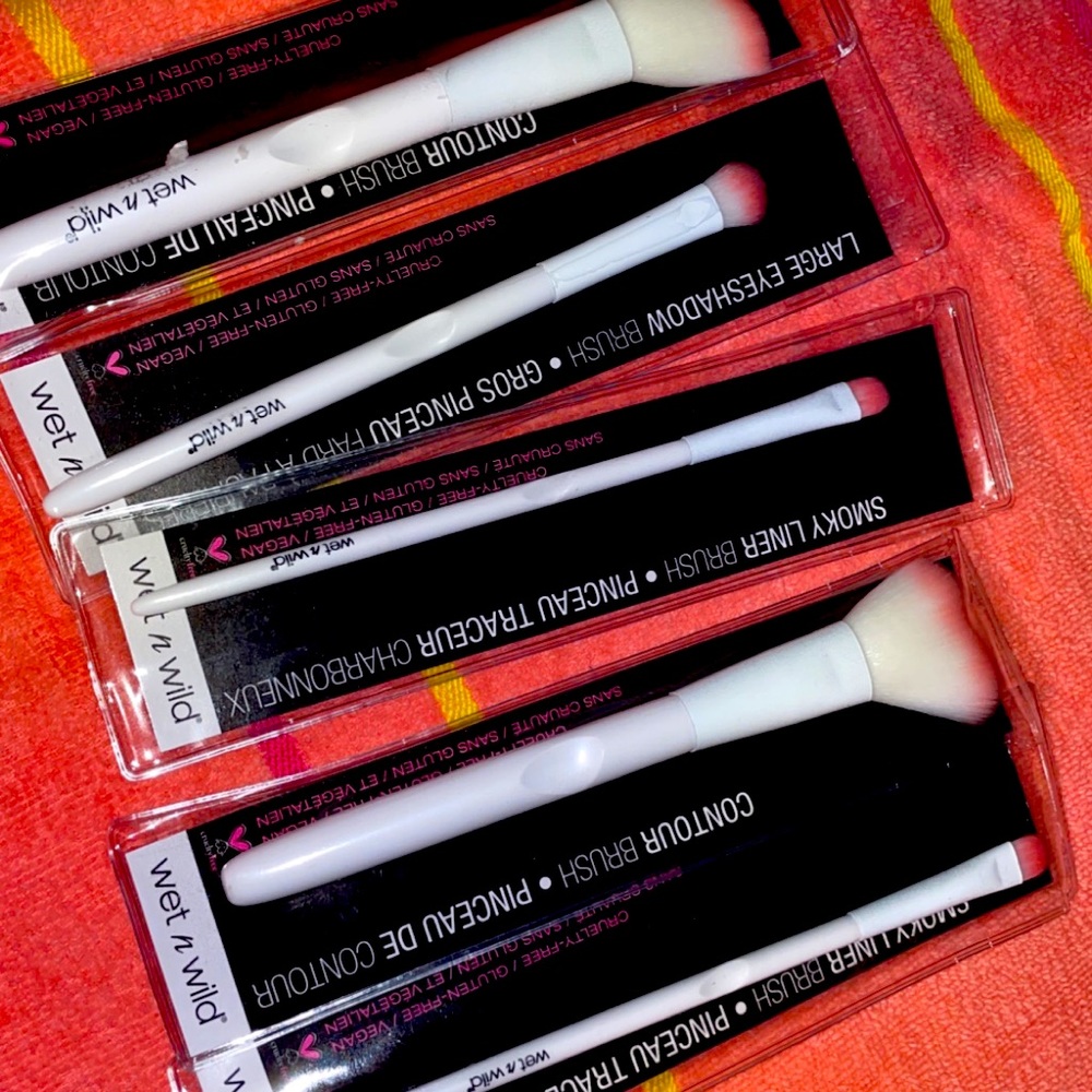 Wet & wild brushes